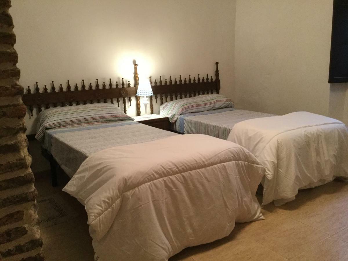 Apartamentos Andrada Casar De Caceres Luaran gambar